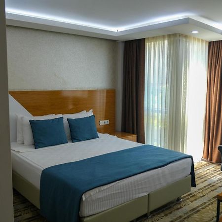 Bulvar Hotel Измир Экстерьер фото